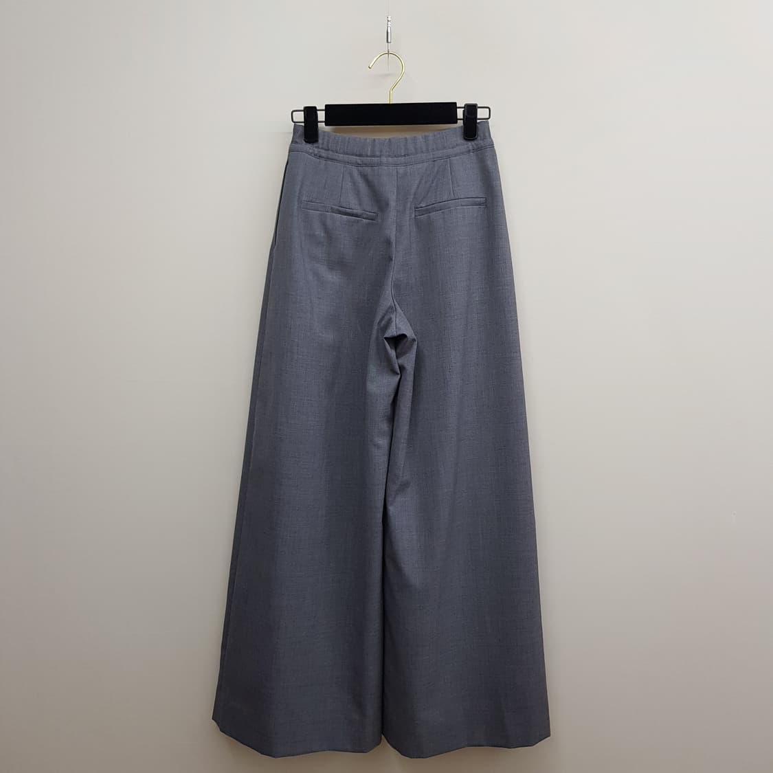 한섬 마인 2025 울 드로우스트링 핀턱 와이드 팬츠 61-90 사이즈 상품이미지4