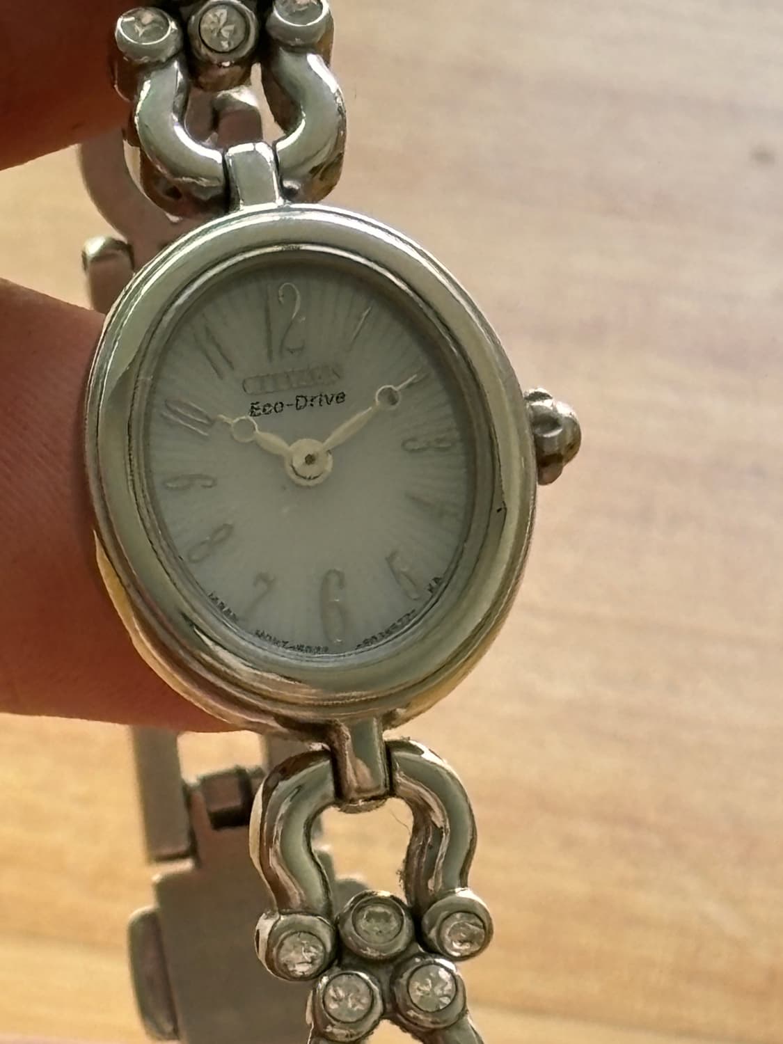 00s CITIZEN Eco-Drive Oval Jewelry Watch 상품이미지1