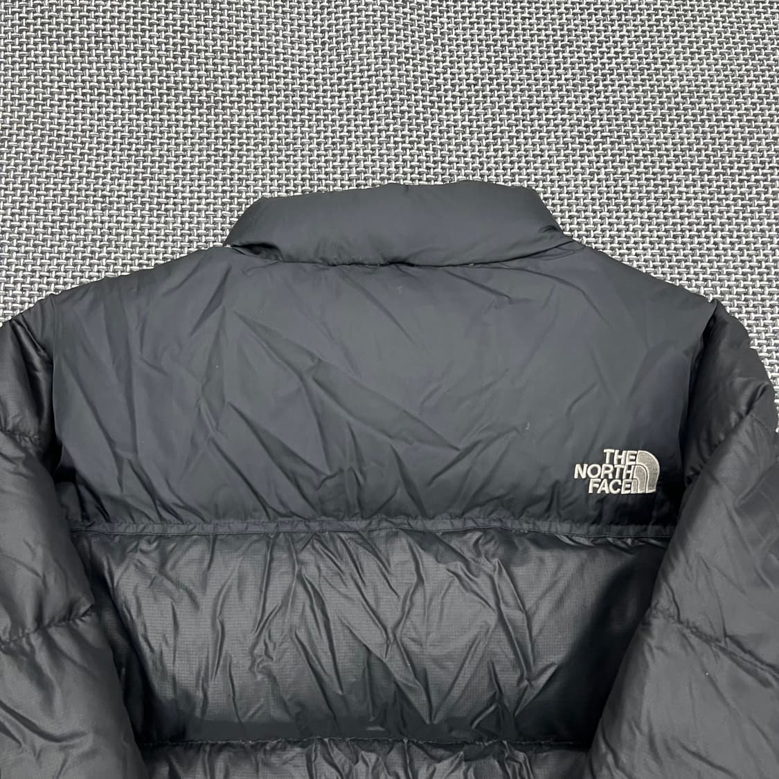 노스페이스 블랙 눕시 700 패딩 90 상품이미지5