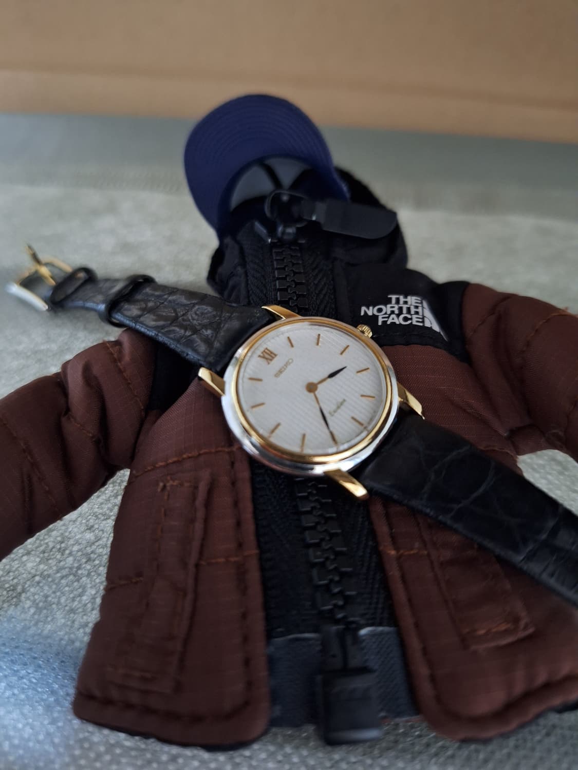 세이코 90s 빈티지 쿼츠 시계 판매합니다 상품이미지2