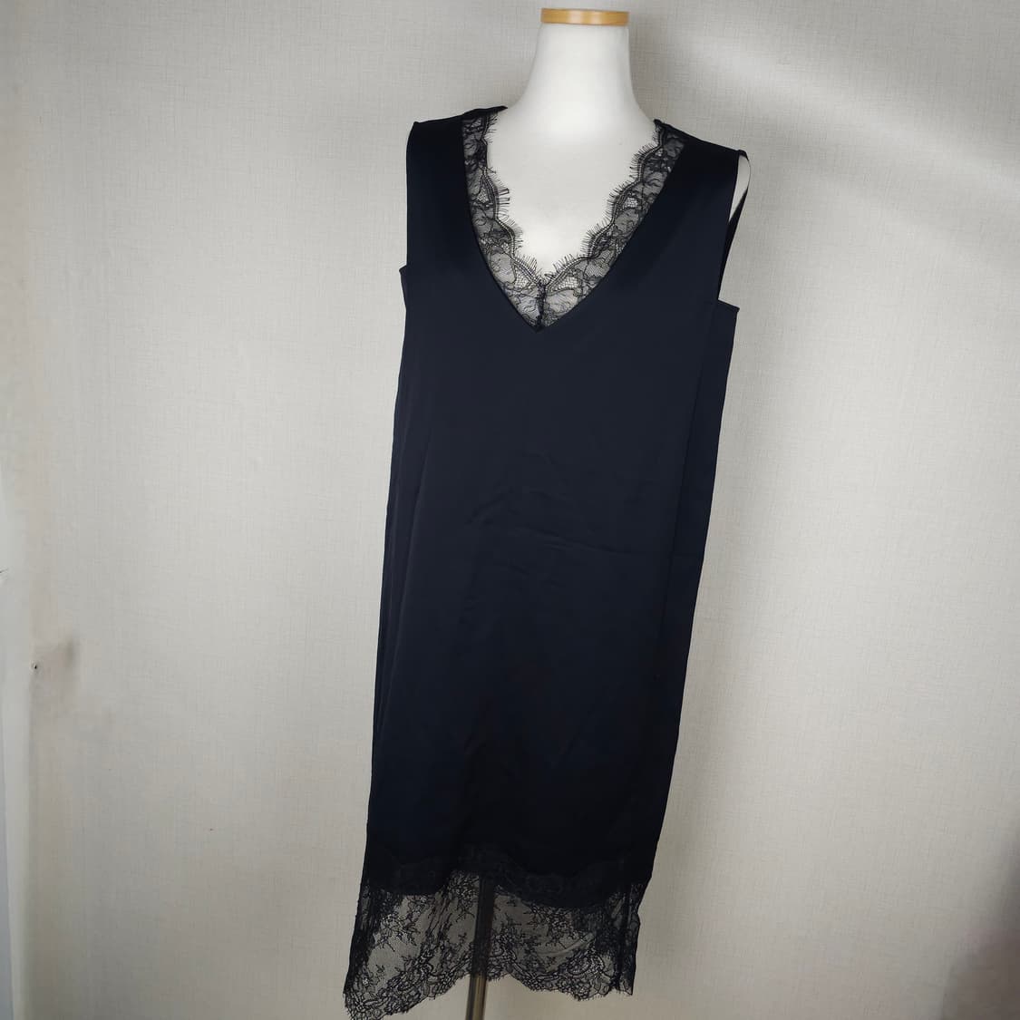 (새상품) 마론에디션 슬리브리스 원피스 여성55사이즈  상품이미지1