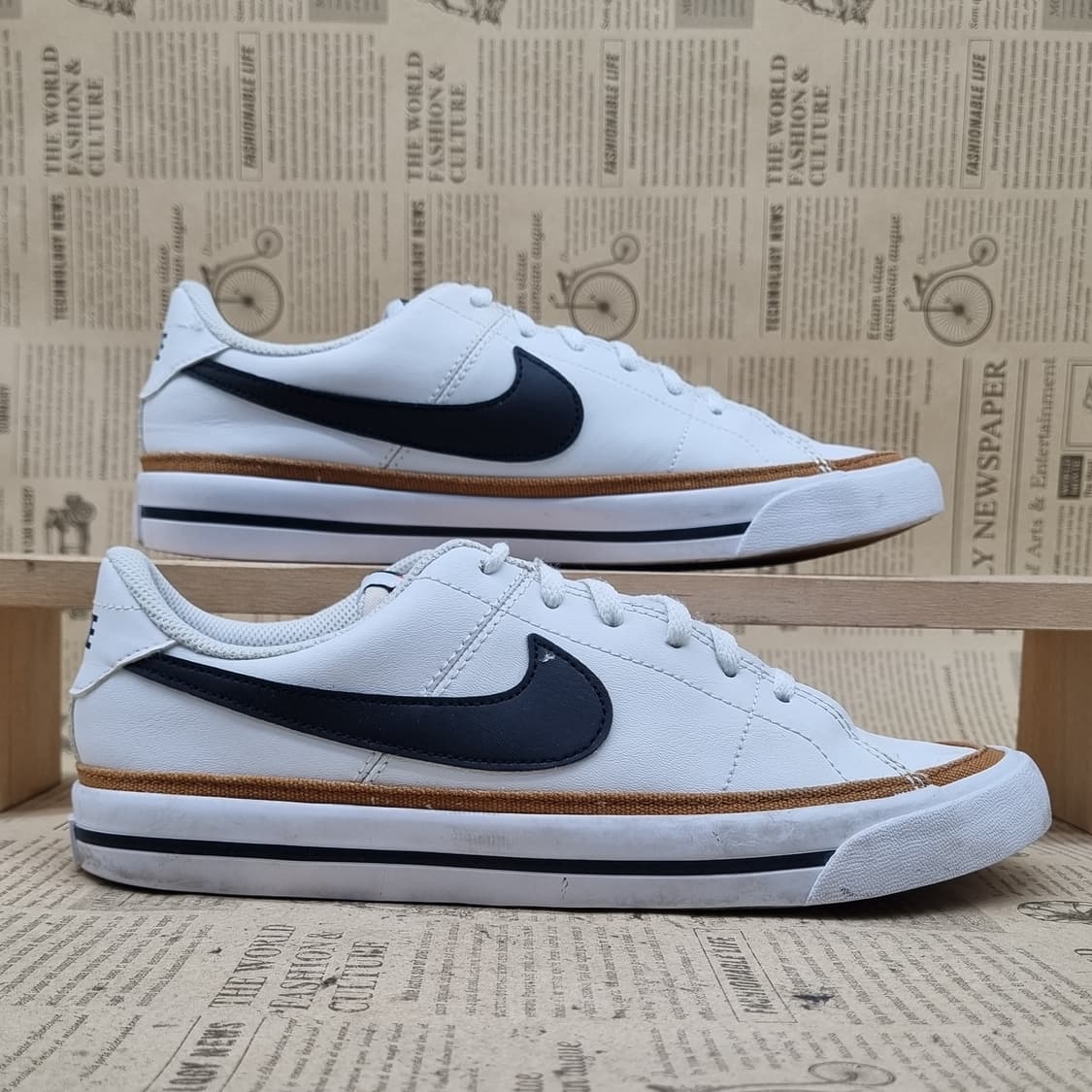 나이키 코트레거쉬 스니커즈 250 상품이미지1