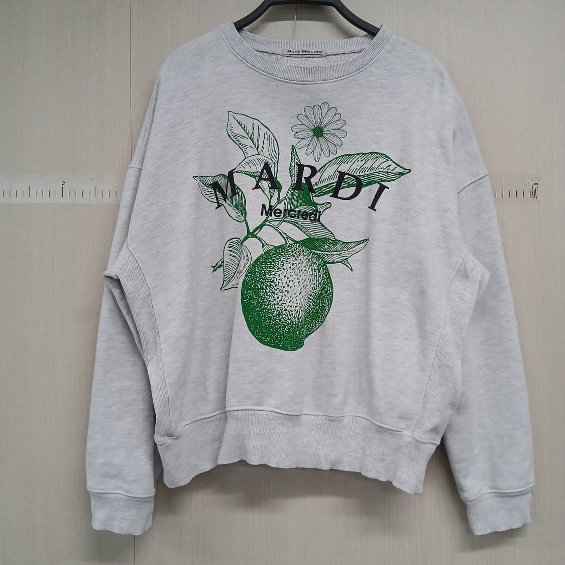 마르디메크르디 맨투맨 상품이미지1