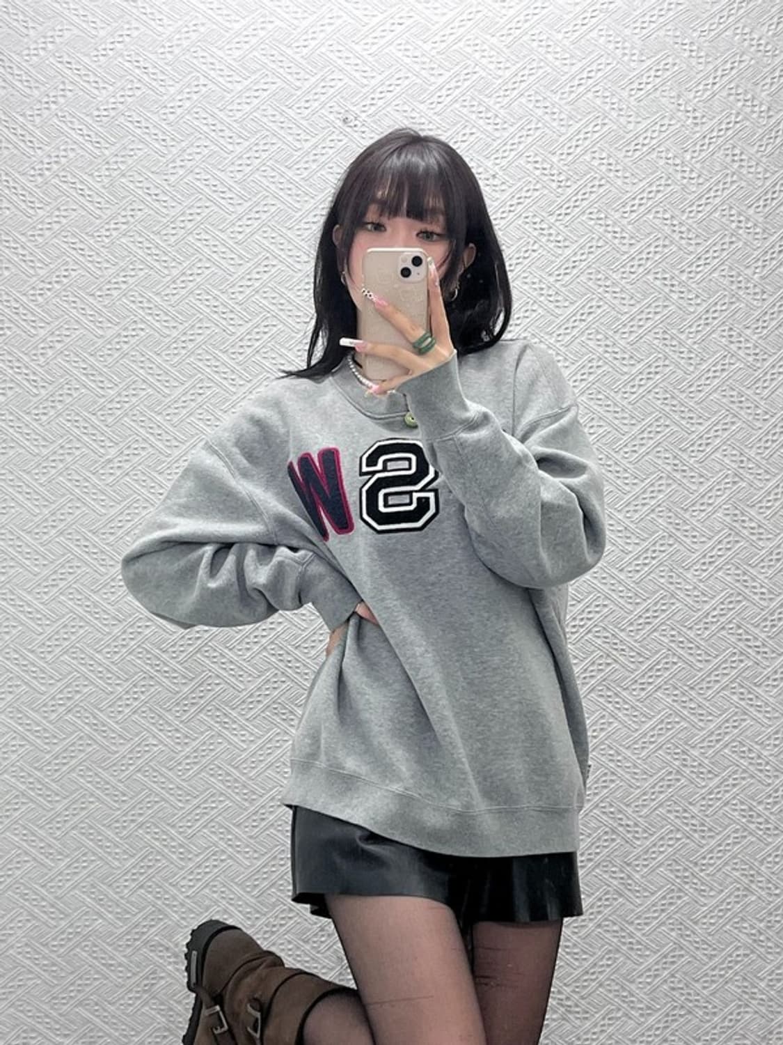 나이키 NSW 스트릿 키치 빅로고 오버핏 맨투맨 M C11066 상품이미지1