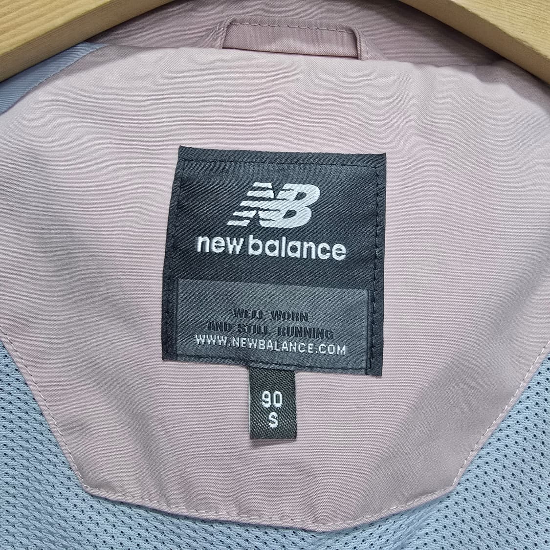 뉴발란스 코치 바람막이 자켓 S 상품이미지4