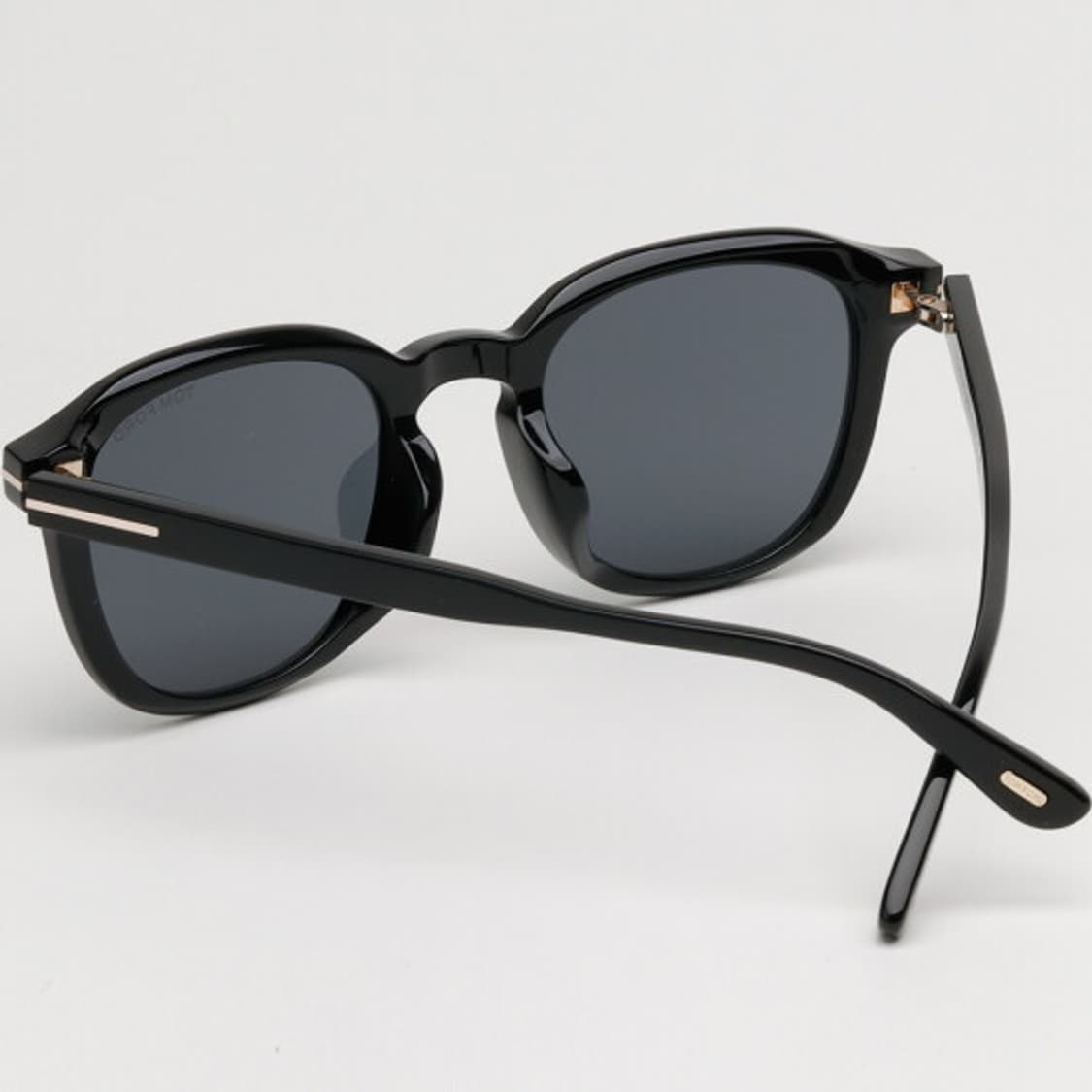 톰포드 선글라스 TF975K 01A 상품이미지2