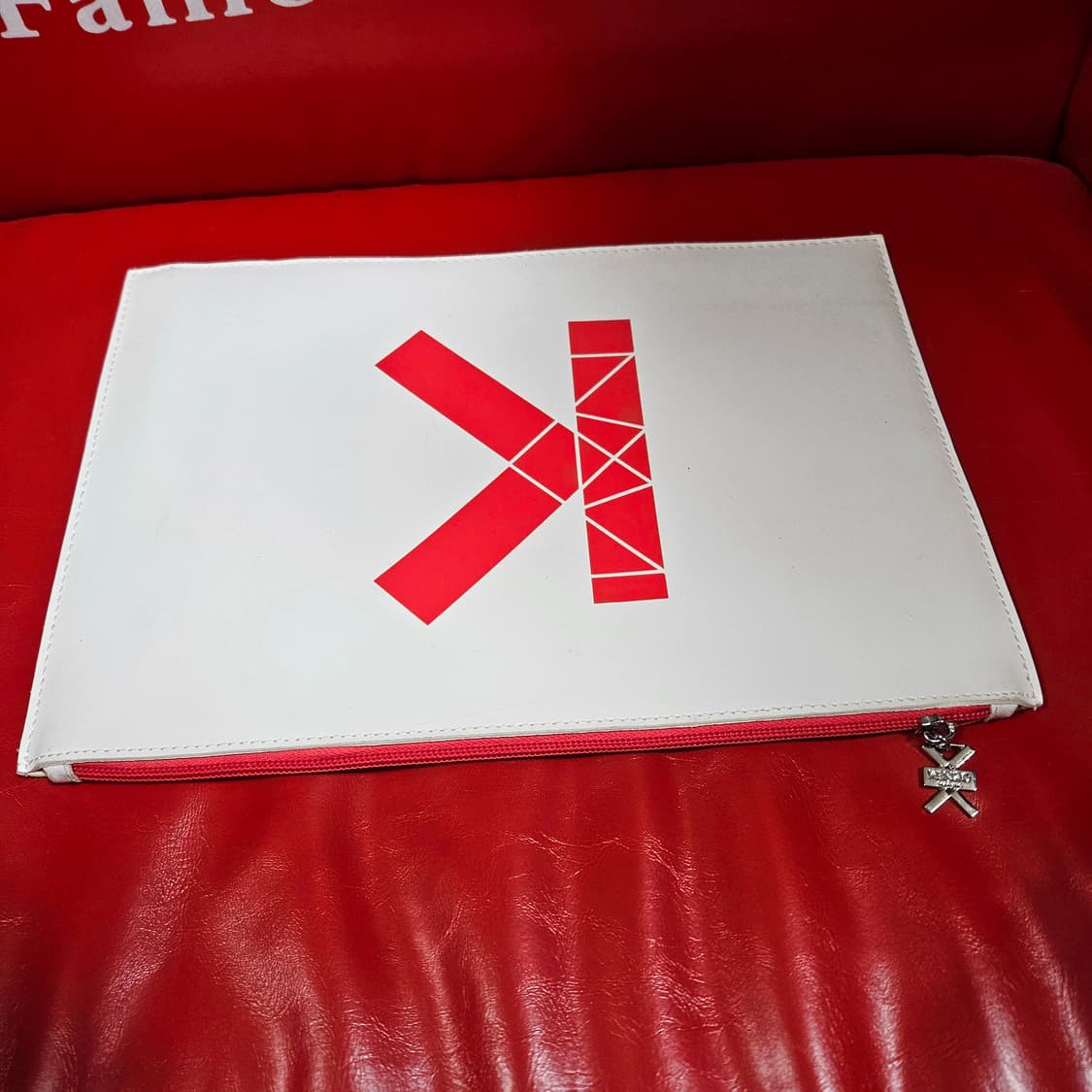 겐조(KENZO) 가죽 클러치백 31 x 21 size 상품이미지1