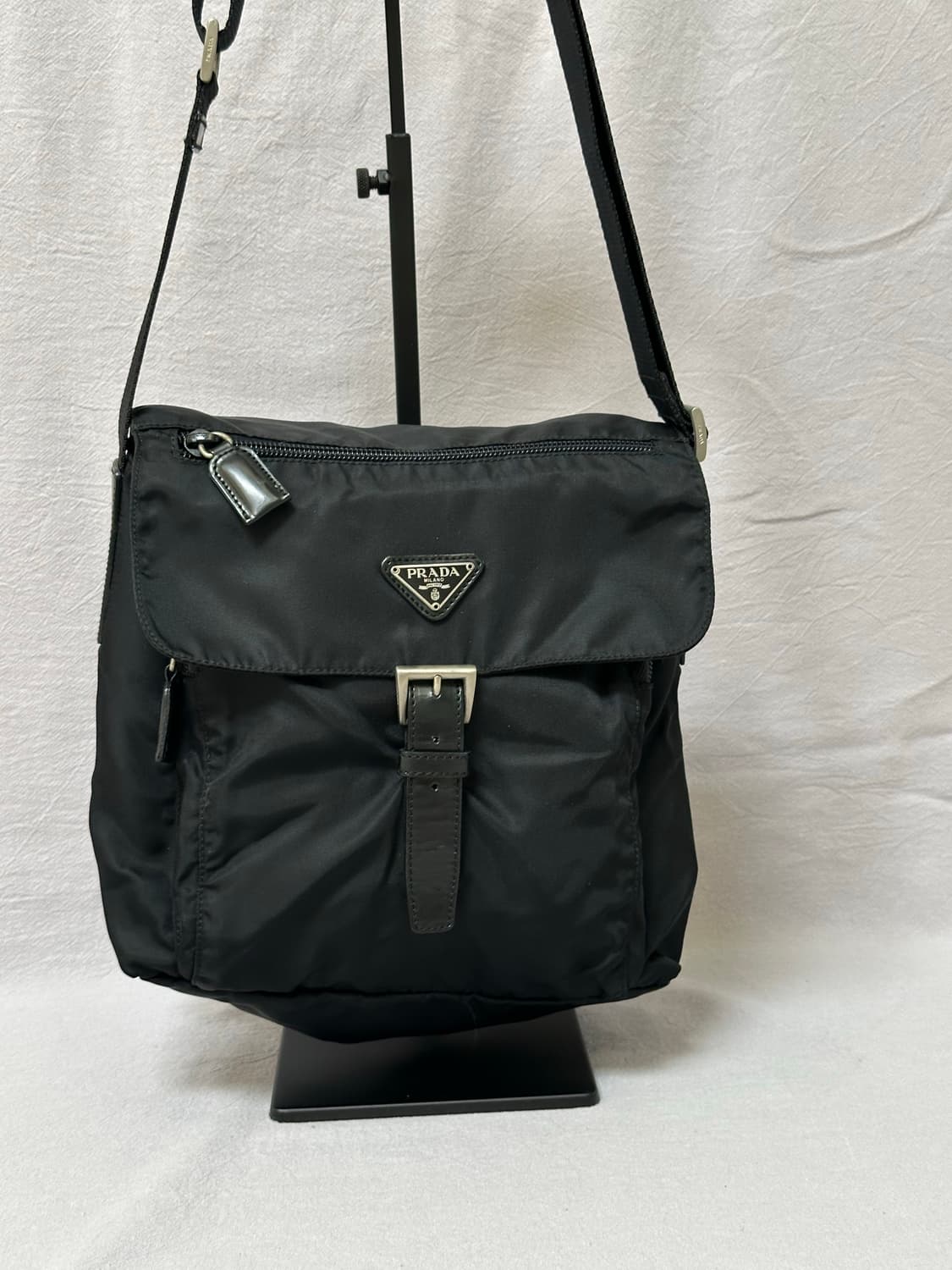 프라다 포코노 나일론 메신저백 버클 크로스백 주우재백 상품이미지5