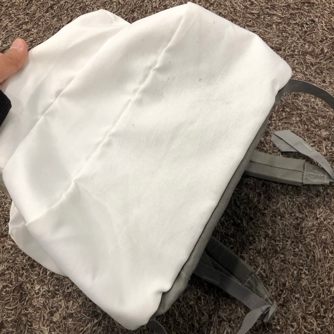 잔스포츠 화이트 슈퍼브레이크 제니 백팩 상품이미지5