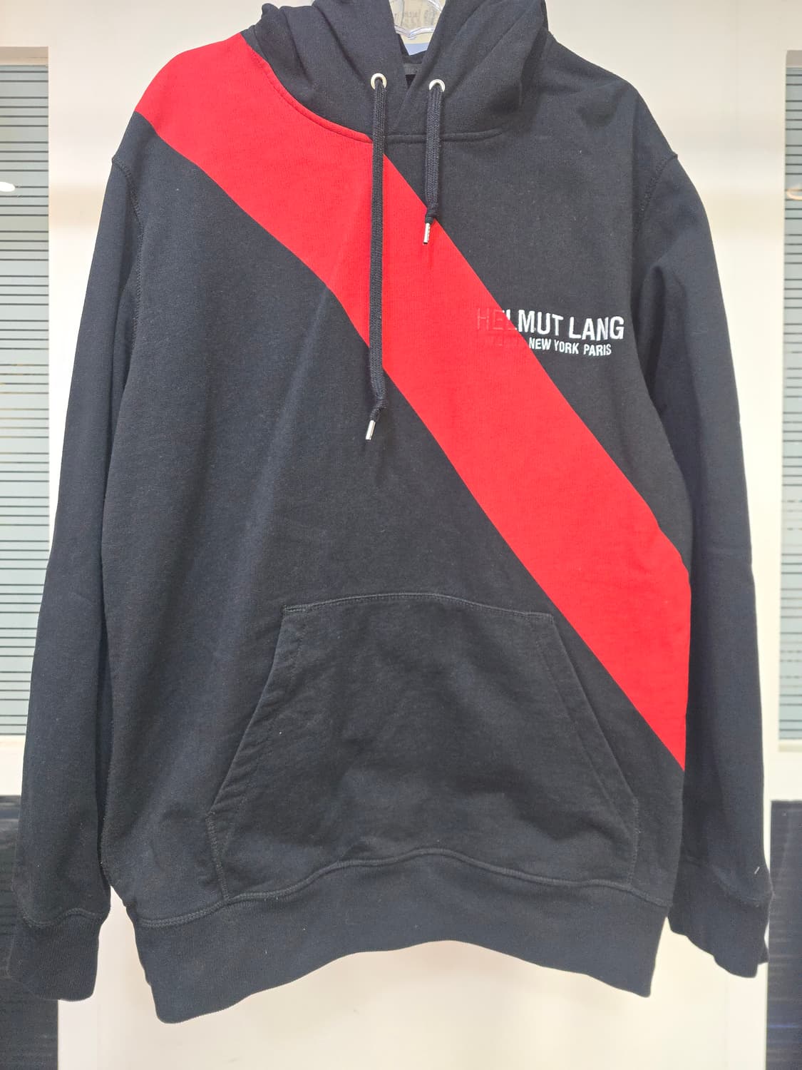 헬무트 랭 블랙/레드 스트라이프 후드티 상품이미지3