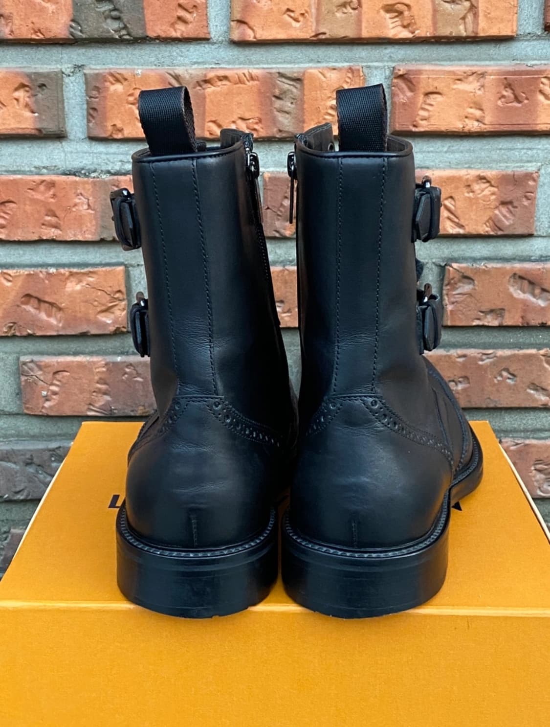  🇮🇹 BOSS 휴고보스 남성 윙팁 부츠 265-270 상품이미지2