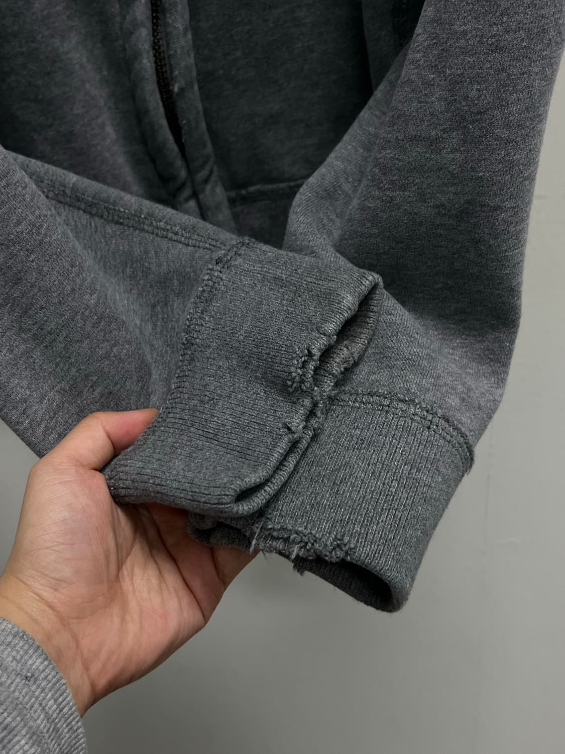 아베크롬비 머슬핏 패치로고 후드집업 그레이 상품이미지4