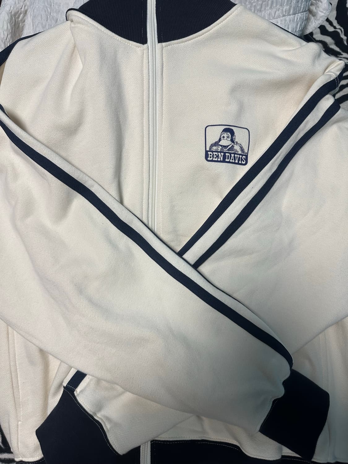 밴데이비스 트랙탑 상품이미지1