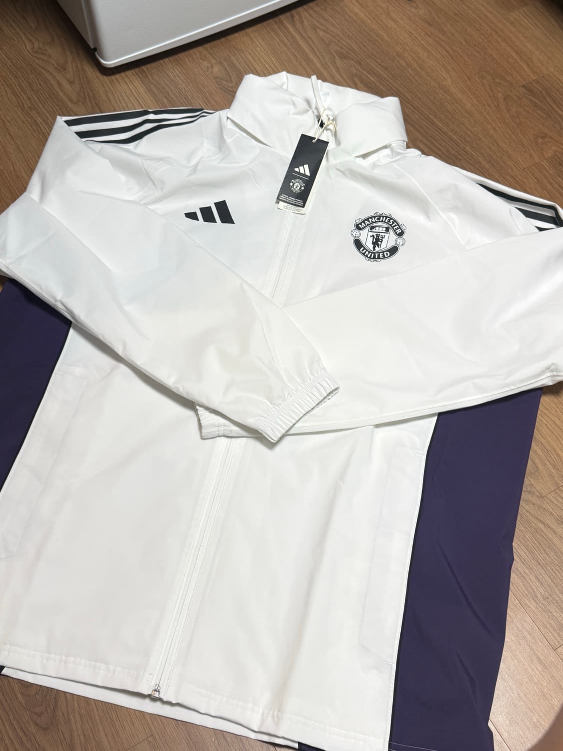 맨유 레인 자켓 상품이미지1