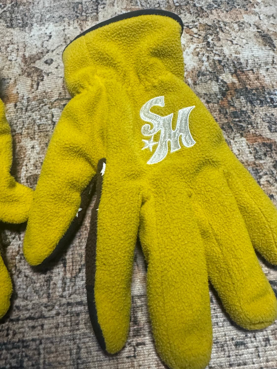 KELLOGGS FLEECE GLOVES (YELLOW) 상품이미지3