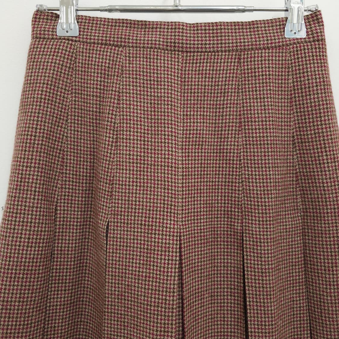 울혼방 하운드체크 플리츠 미디 레드 스커트  상품이미지3