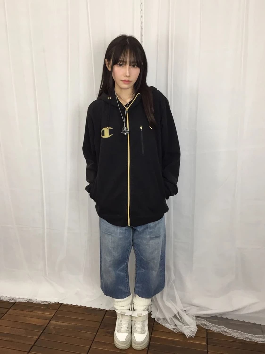 Champion Black Gold Zip Hoodie 상품이미지1