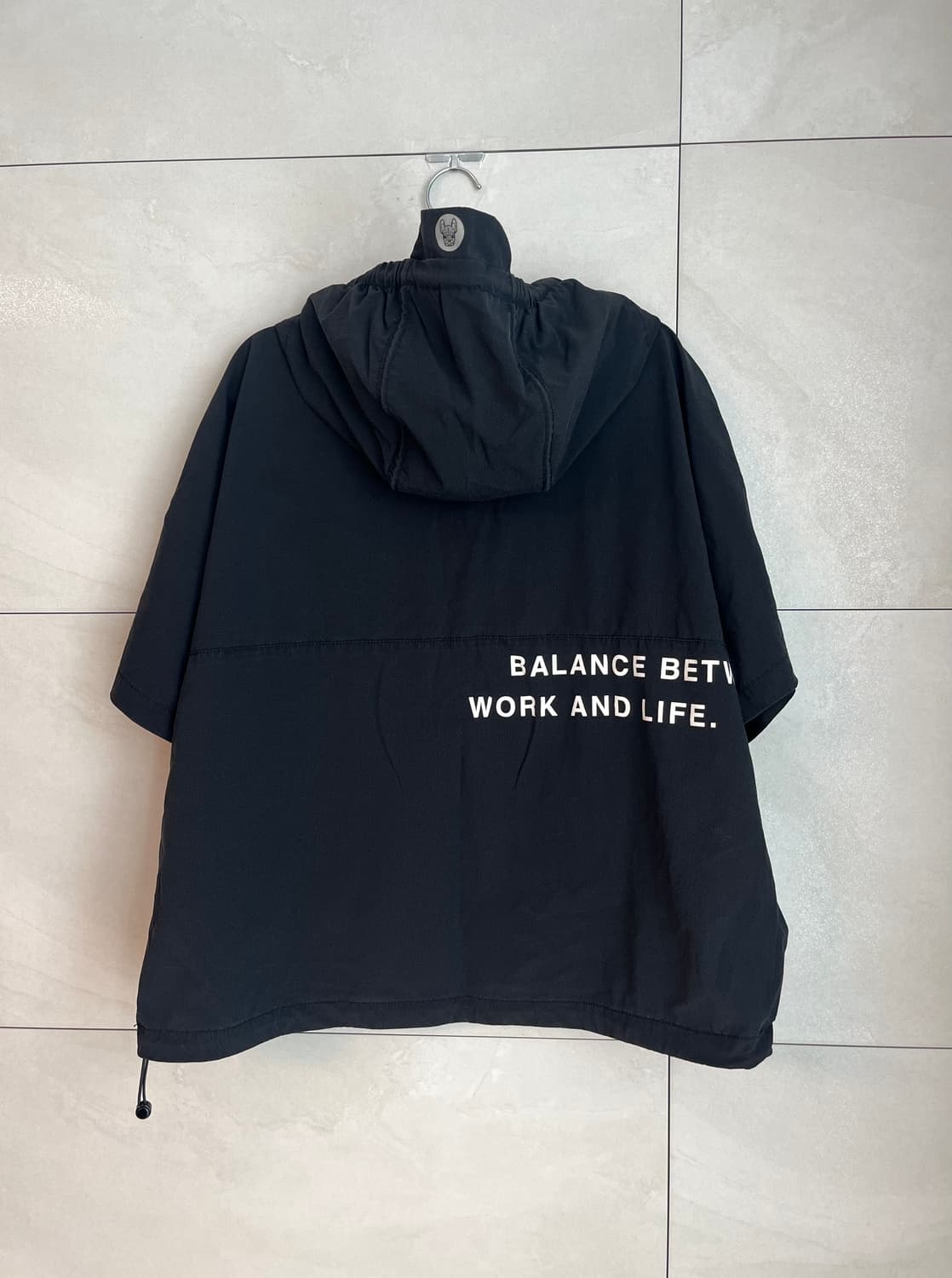 라이프워크 후드 반팔 아노락 바람막이 블랙 (FREE) 상품이미지4