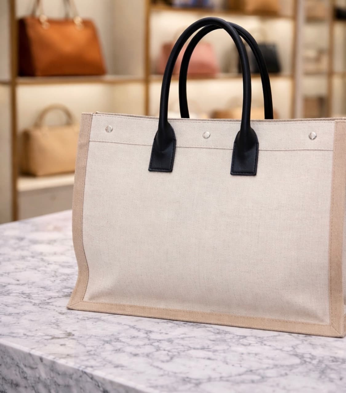 [S급] 생로랑 리브 고쉬 토트백 라지 판매합니다!!! 상품이미지2