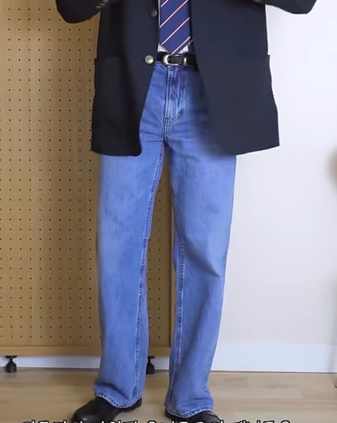 유니클로 JW 앤더슨 초판 스트레이트 65블루 상품이미지4