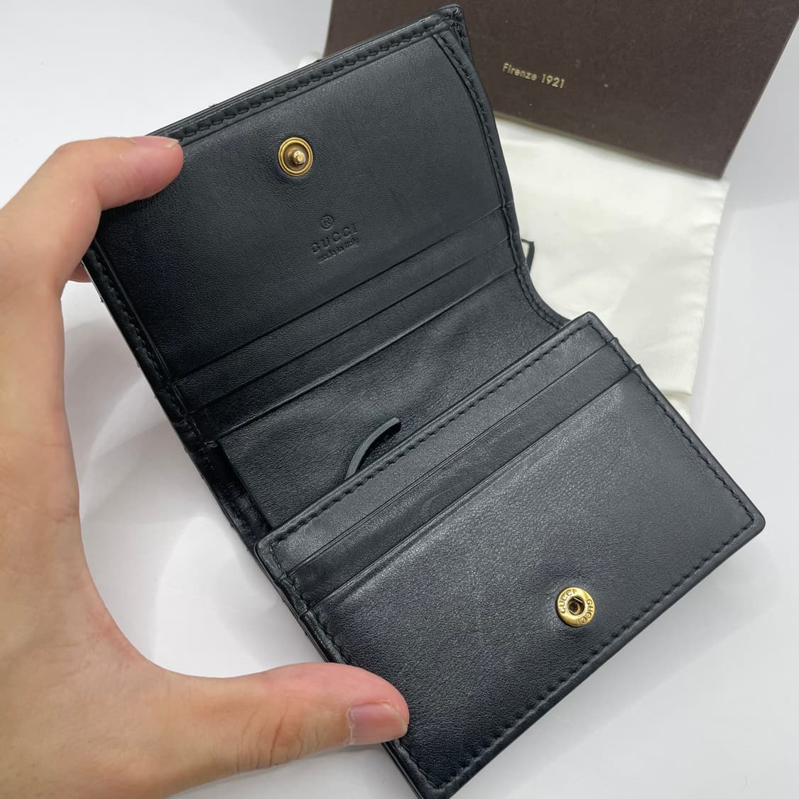 구찌 마몬트 마틀라세 레더 카드지갑 상품이미지6