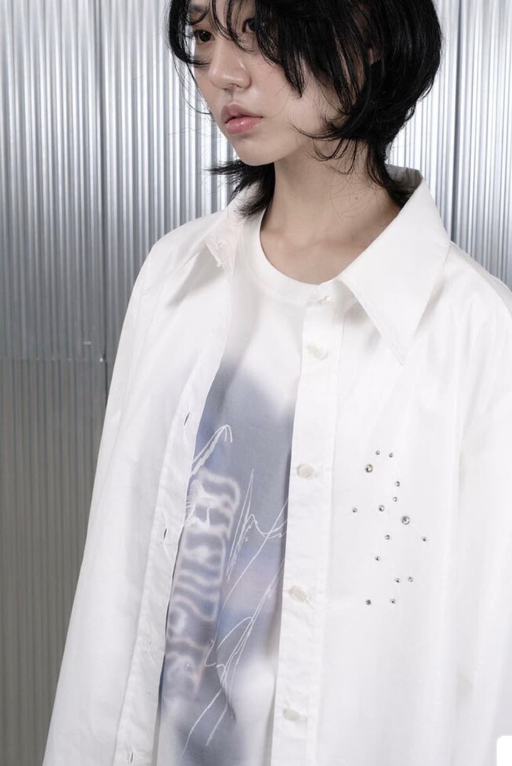 (새상품) 데비어퍼 하프 프린트 셔츠 OS 상품이미지5