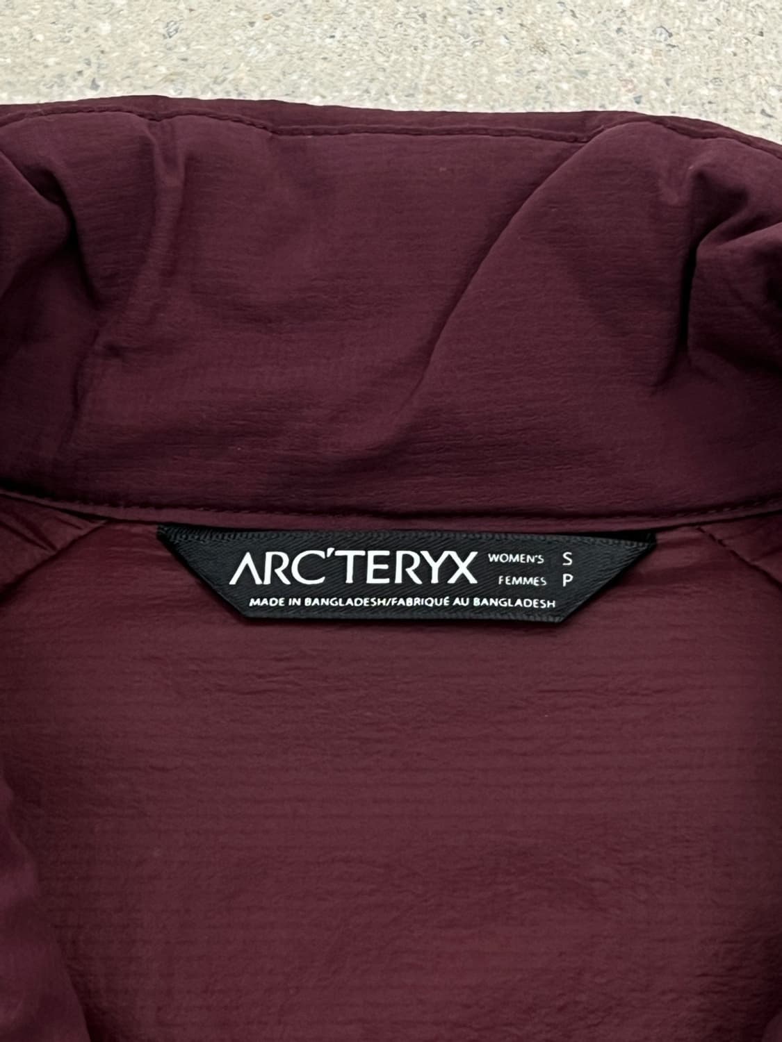 아크테릭스 아톰 LT 버건디 우먼 자켓 상품이미지7