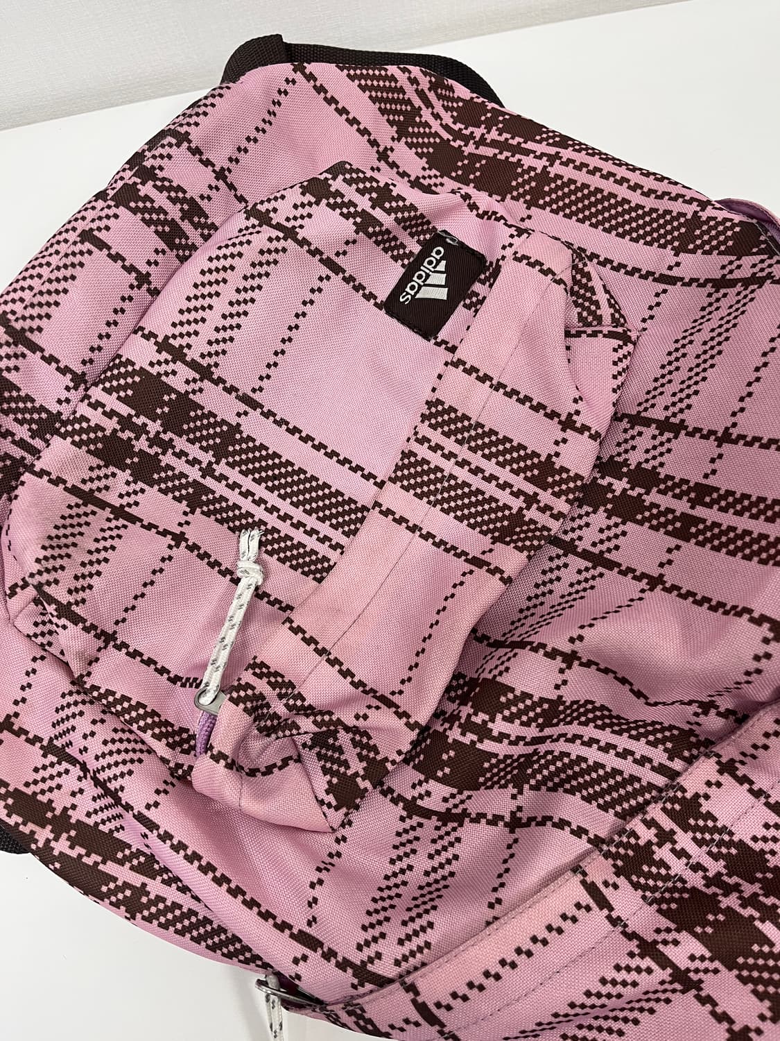 아디다스 체크 브라운핑크 백팩 상품이미지4