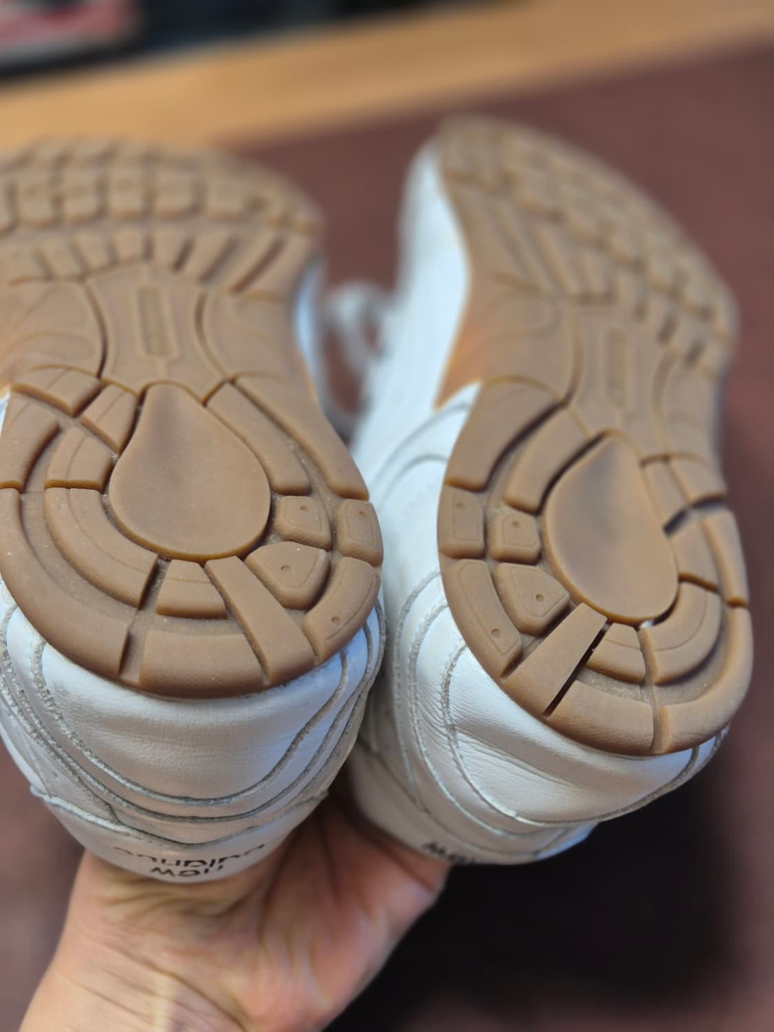 240-245 (38) 미우미우 X 뉴발란스 콜라보  상품이미지6