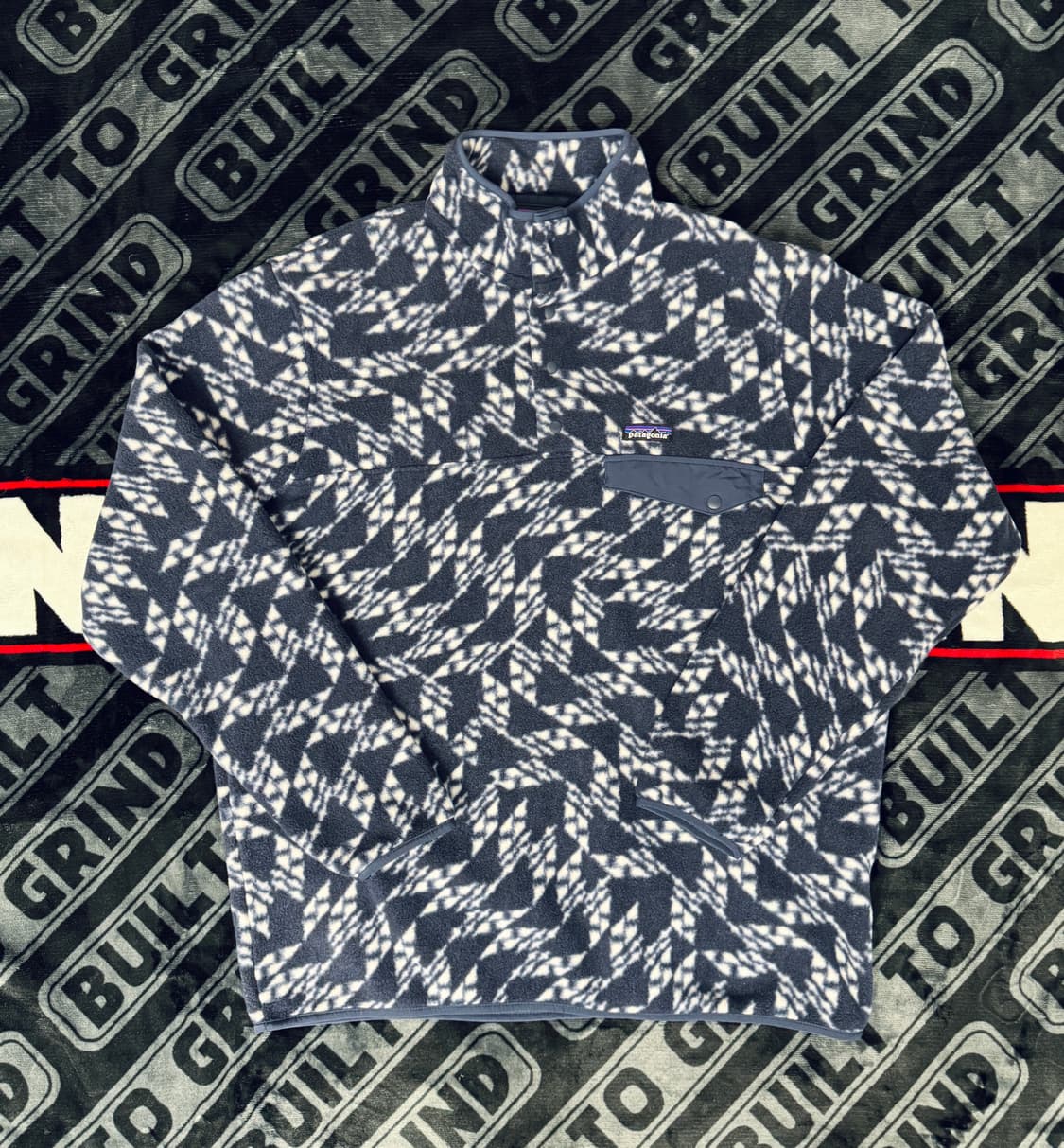 파타고니아 신칠라 스냅 티 풀 오버 신치드 플라이트 : 뉴 네이비 상품이미지1