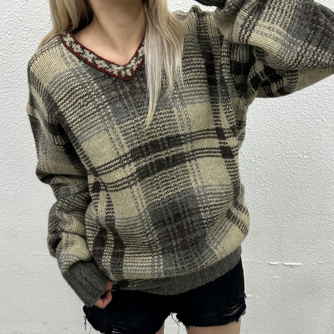 폴로 랄프로렌 베이지체크 브이 니트 L 상품이미지1