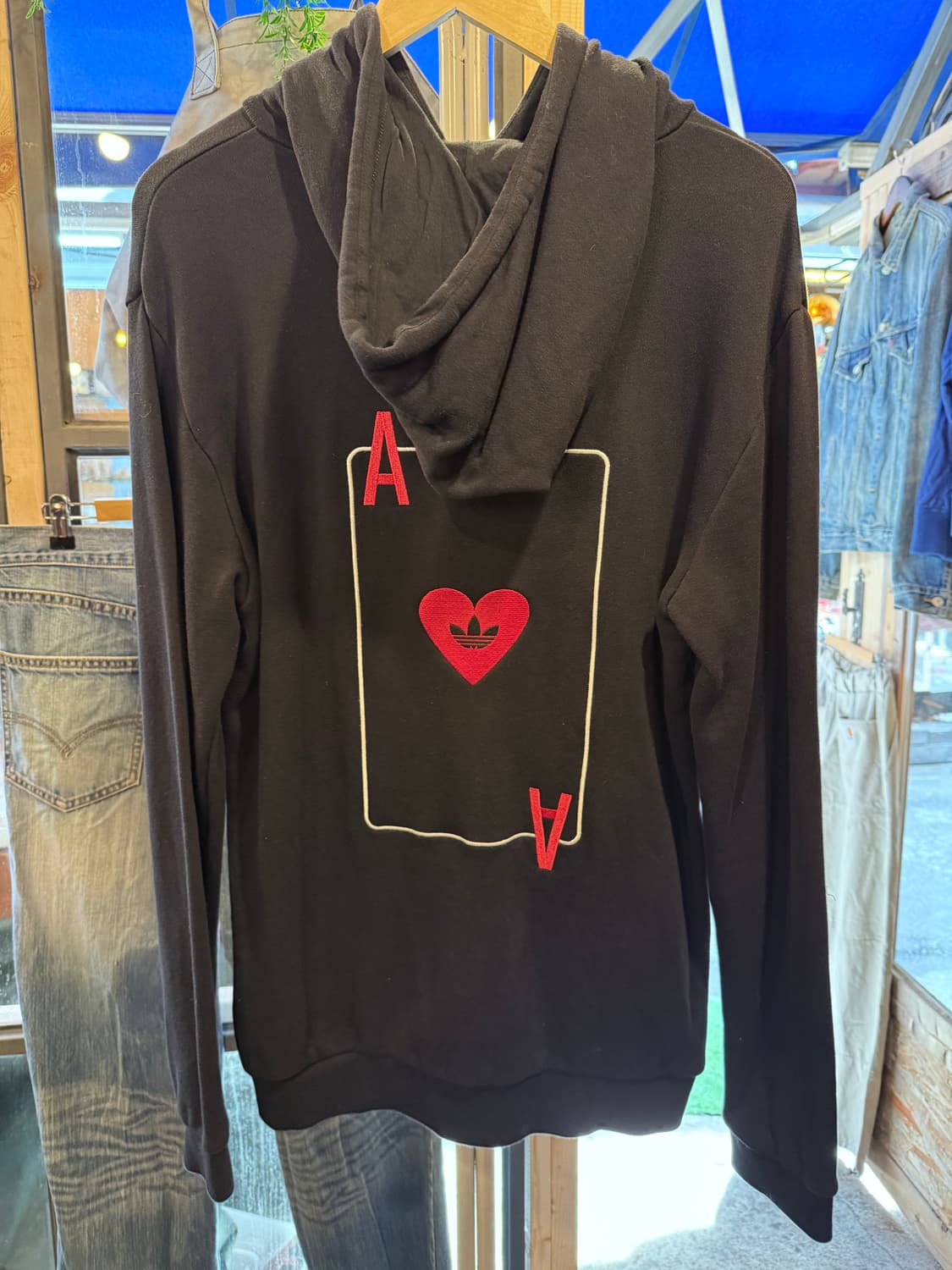 아디다스 V DAY 블랙 후드티 상품이미지4