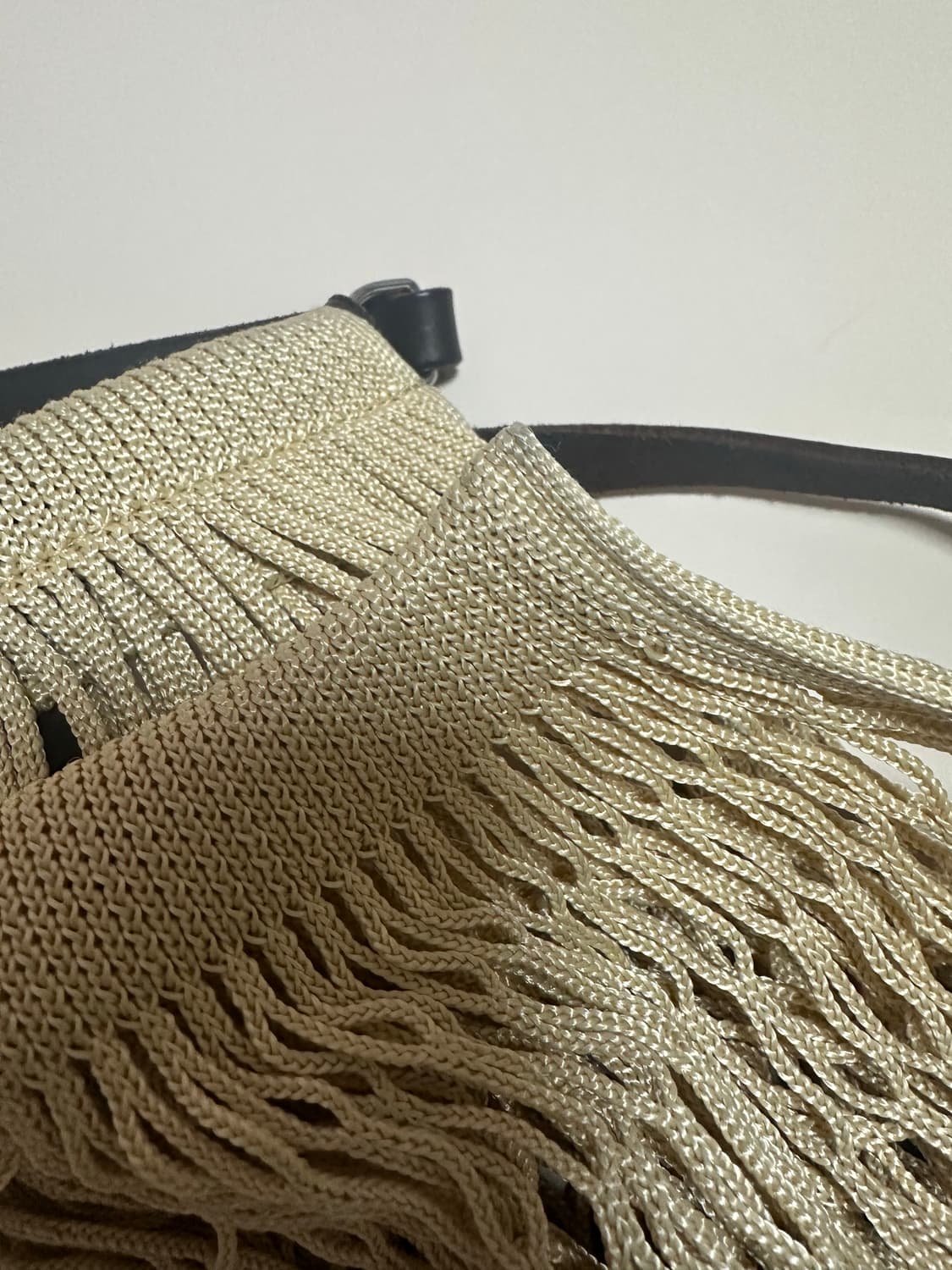 르메르 필트백 미듐사이즈 베이지 컬러 상품이미지3