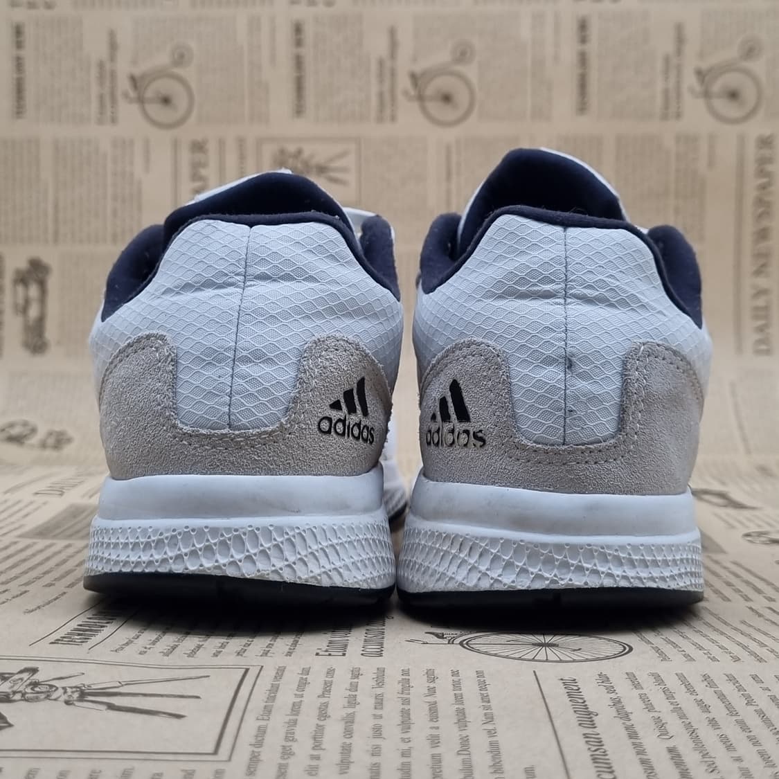 아디다스 이큅먼트 여성운동화235  상품이미지4