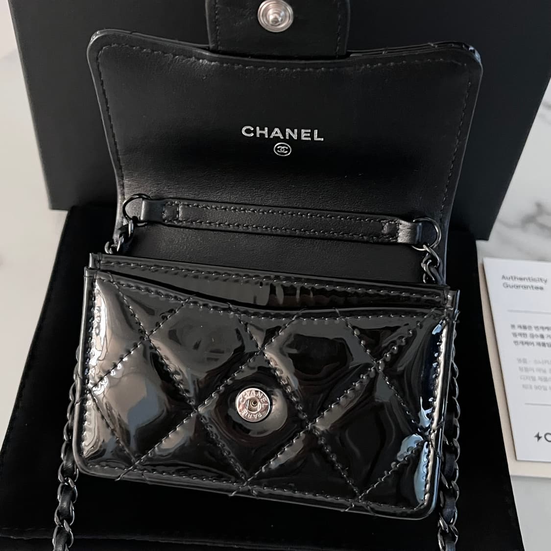 [S급/정품] 샤넬 블랙 페이던트 플랩 아코디언 체인 지갑 가방 woc 상품이미지3