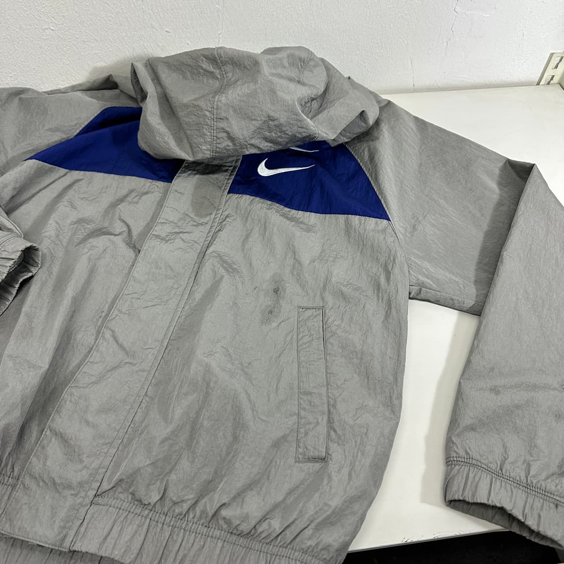 M 나이키 그레이 더블스우시 우븐자켓 상품이미지3