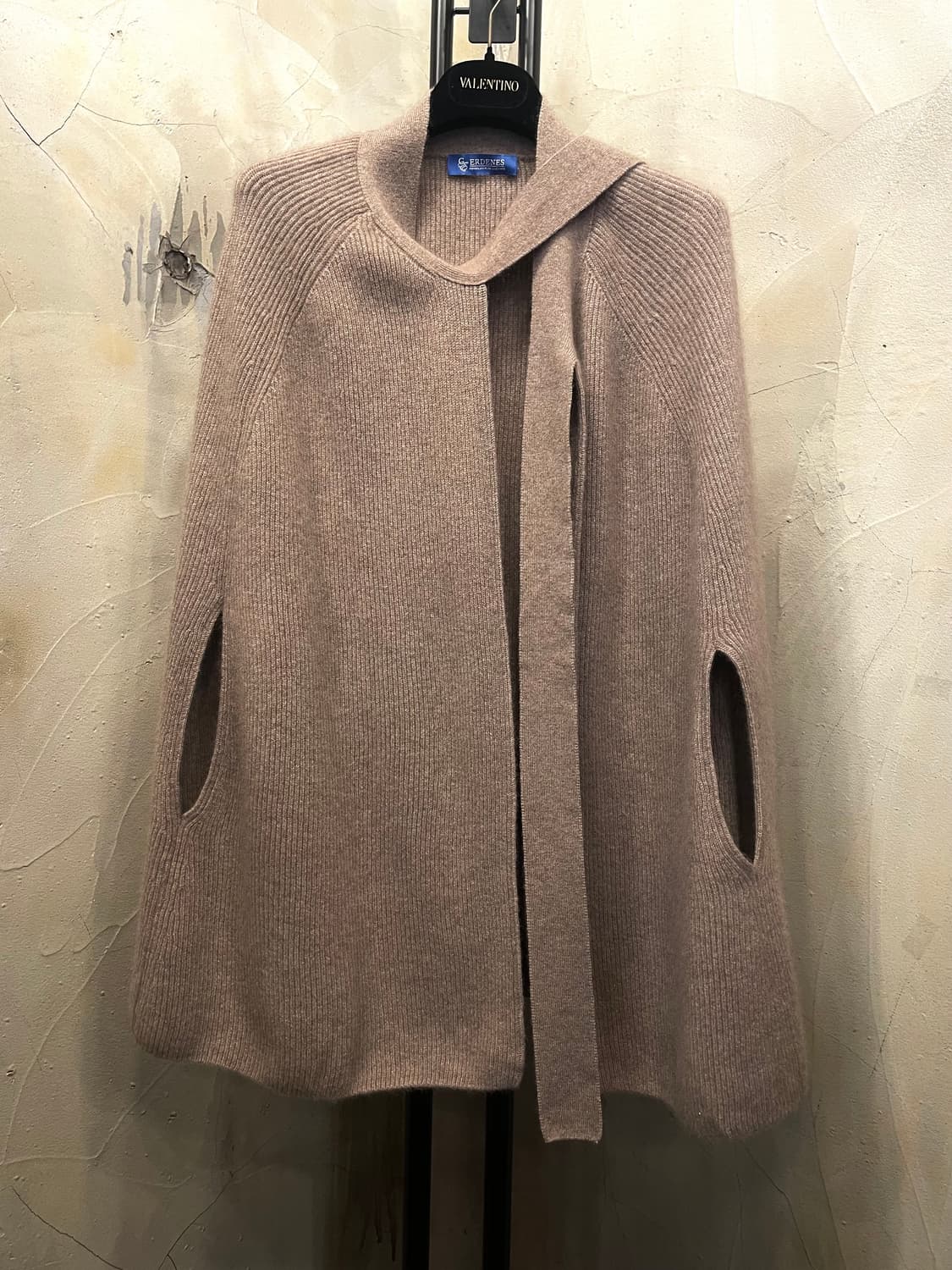 Gobi Erdenes 캐시미어 100% 숄 케이프 상품이미지4