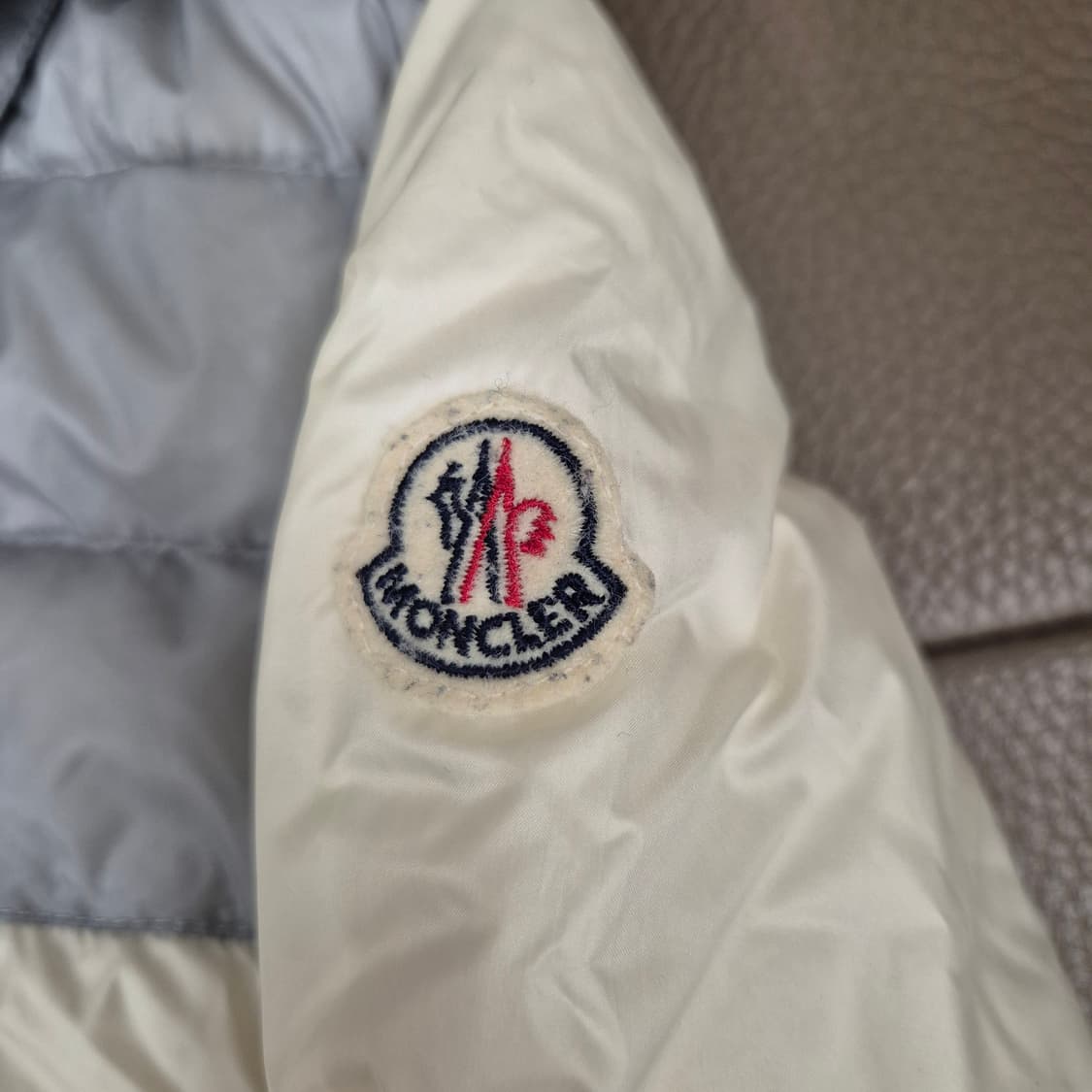 몽끌레어 패딩 후드 12/18 80cm 상품이미지2