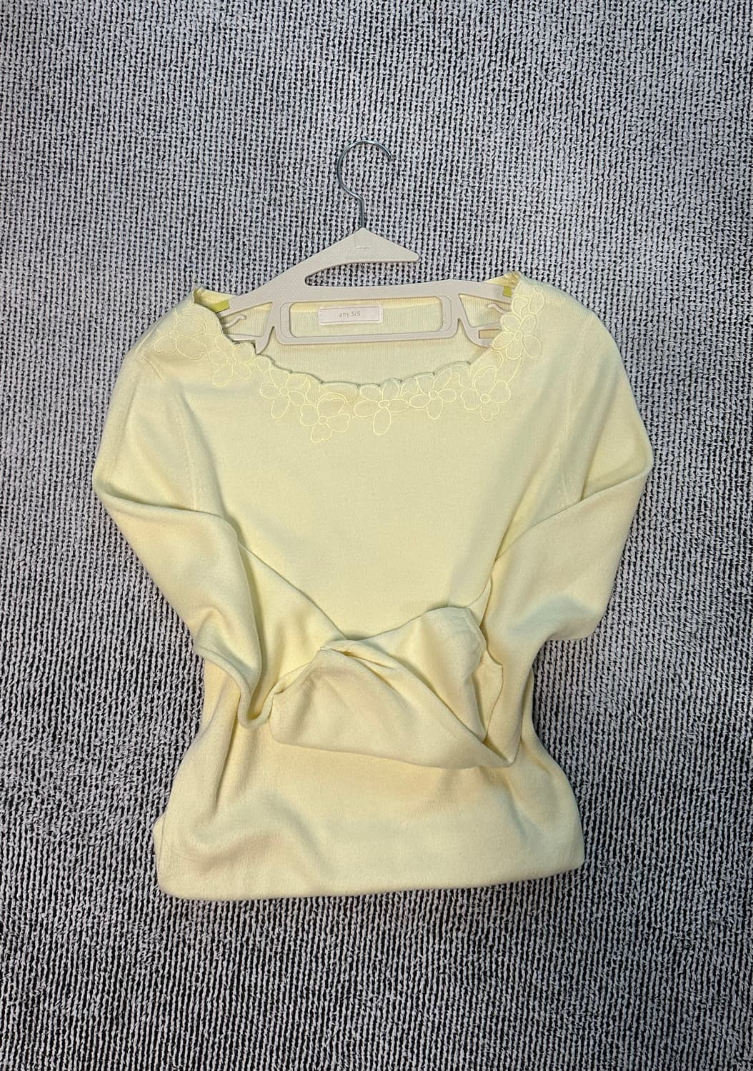 빈티지 플라워 니트 (유튜버 착용) 상품이미지1