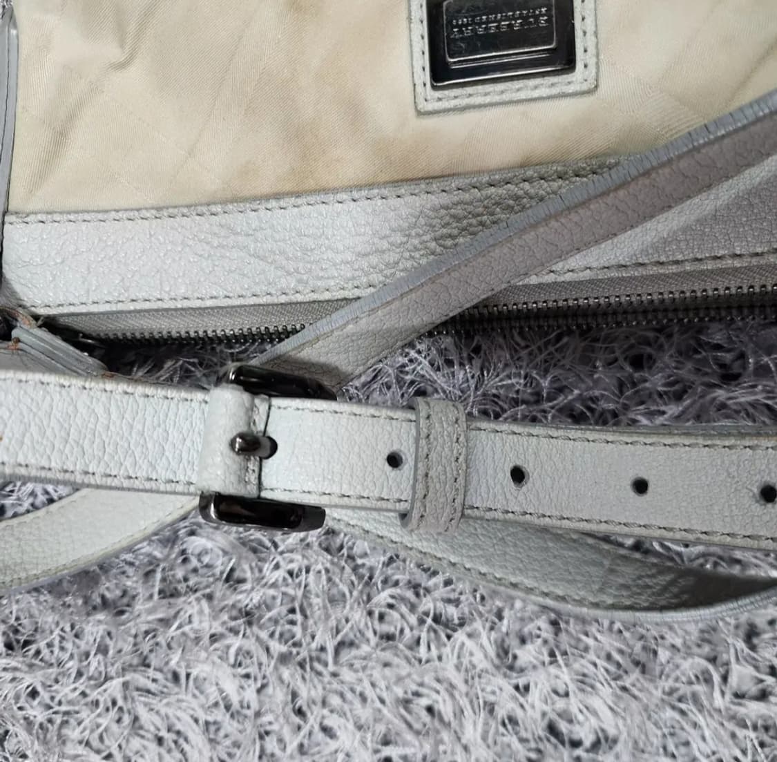 버버리 크로스백 상품이미지6