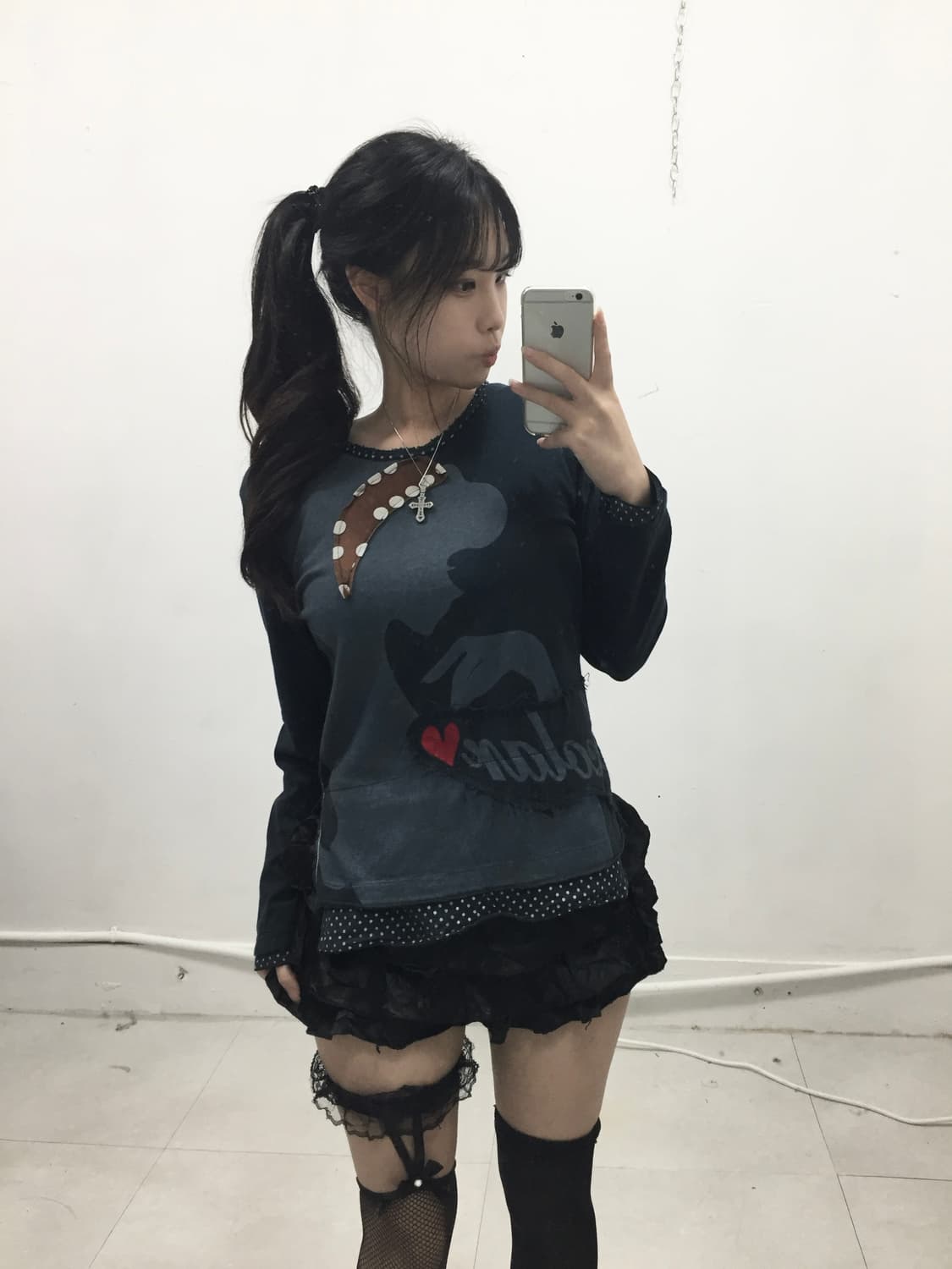 [SCOLAR] 신데렐라 y2k 브라운 도트 롱슬리브 상품이미지1