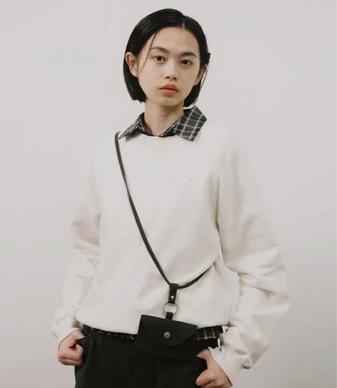 오헤시오 스탠다드 맨투맨 크림 상품이미지1