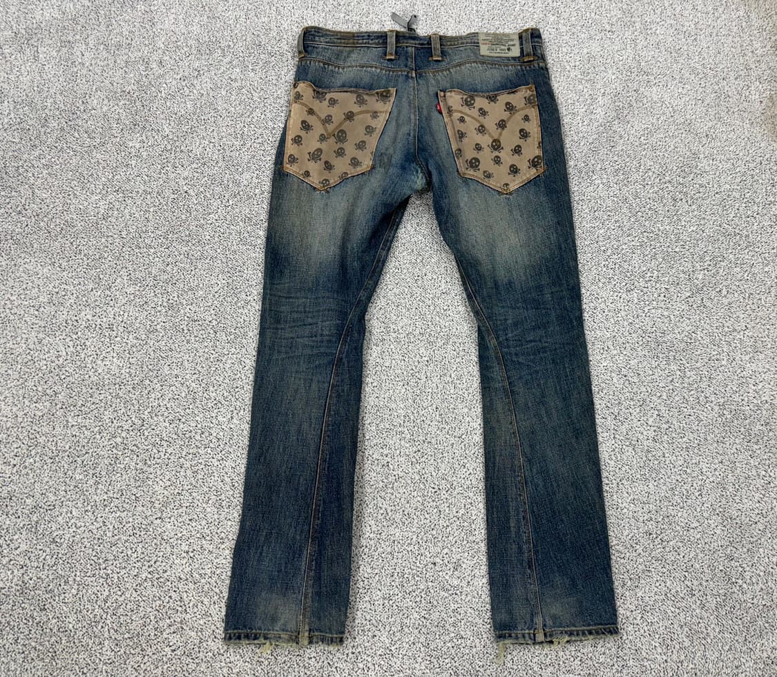 리바이스 엔지니어드 진 스컬 포켓 데님 팬츠 상품이미지1