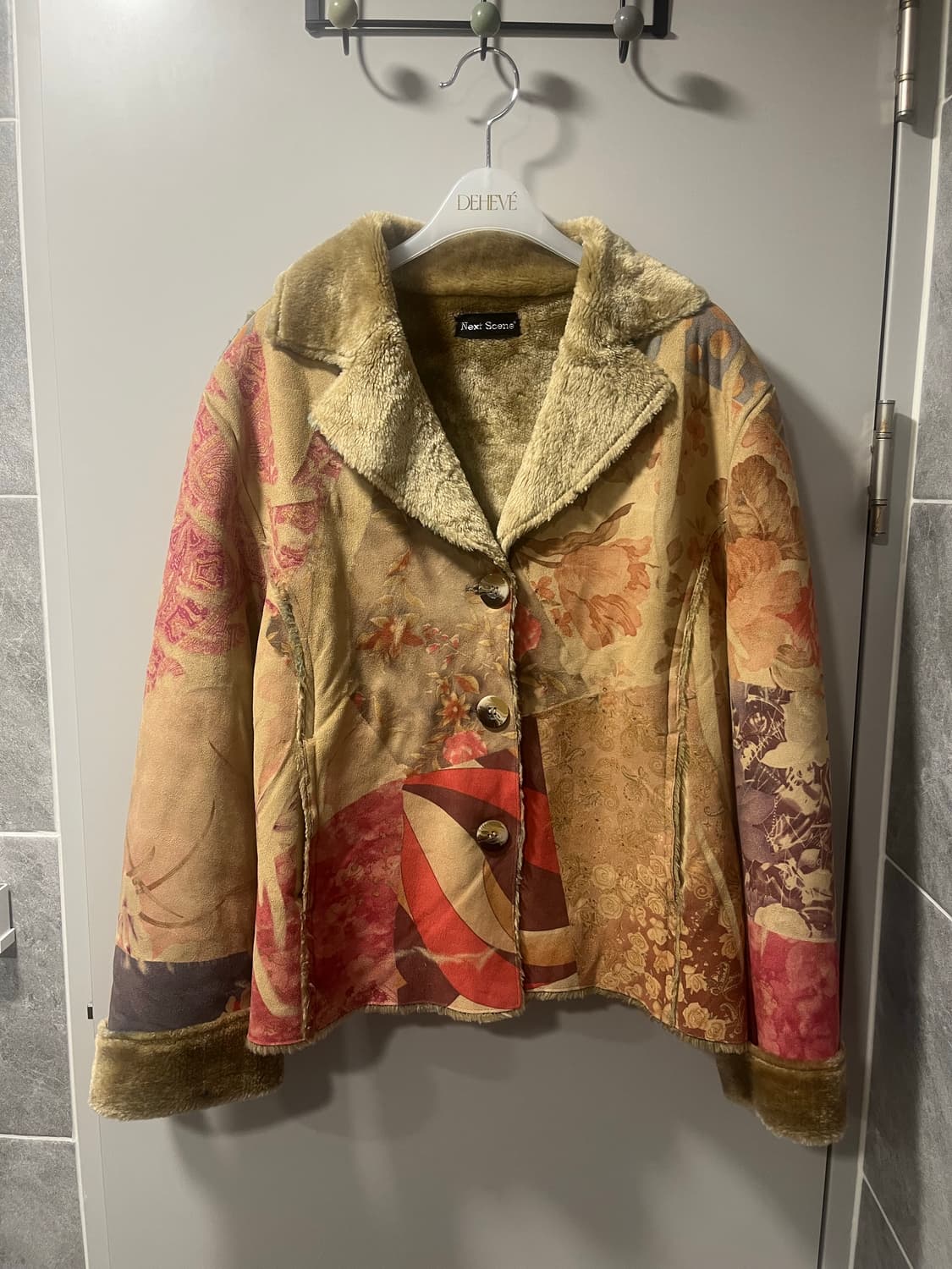 패치워크 오리엔탈 프린팅 무스탕 상품이미지1