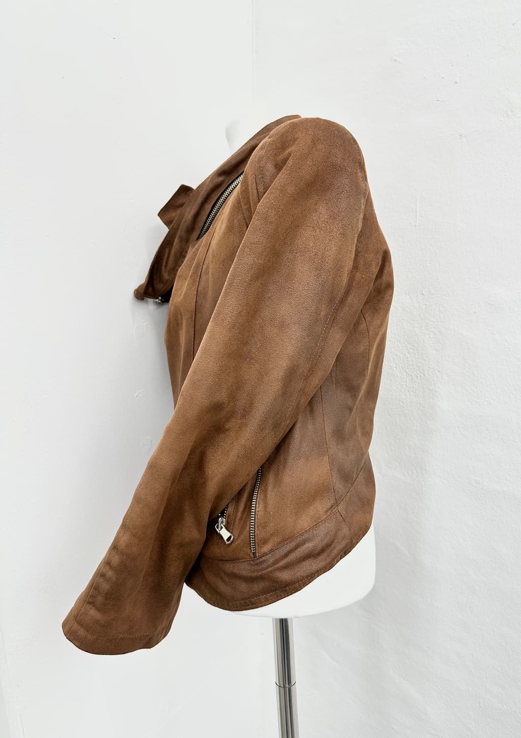 Brown suede drape zipper detail jacket 상품이미지8