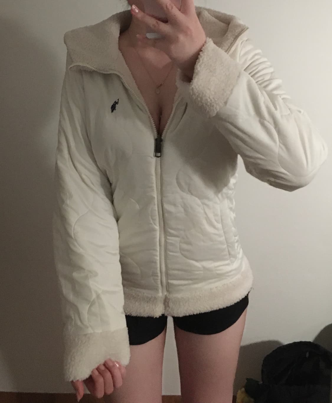 폴로 양털 리버시블 패딩 여성 상품이미지1