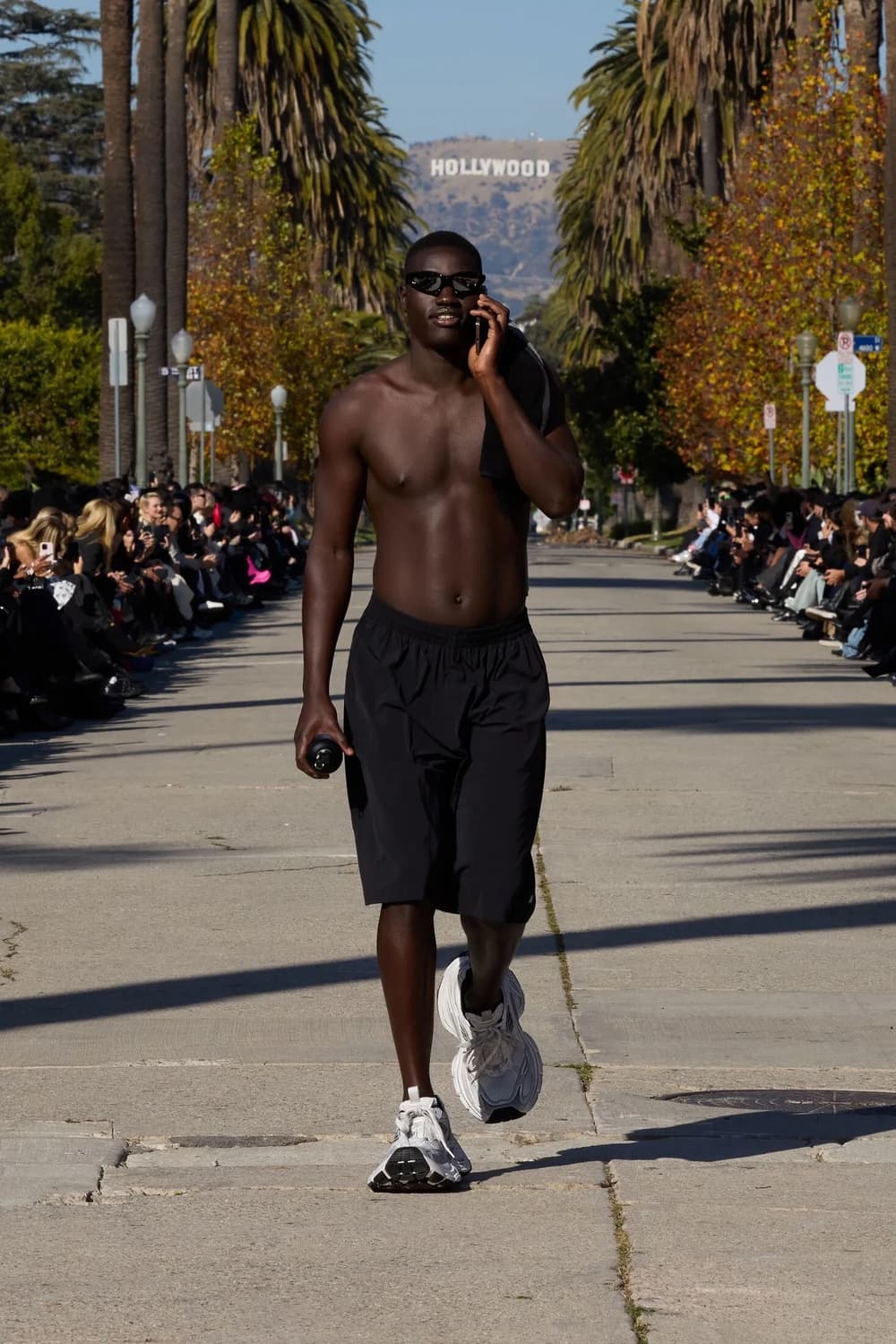 발렌시아가 10xl 화이트 42 사이즈 팝니다. 상품이미지10