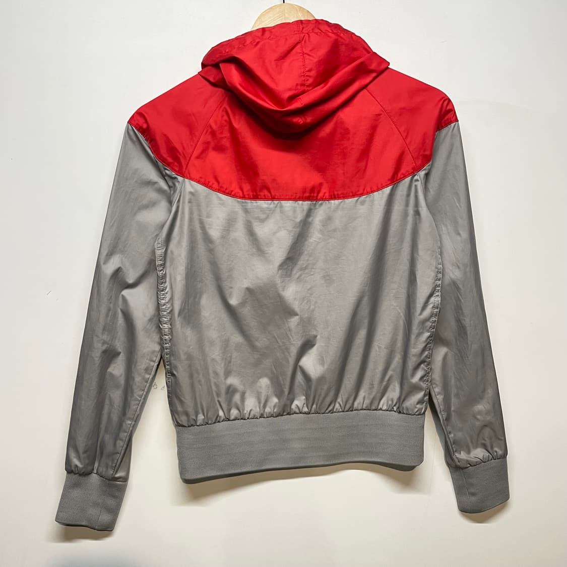 나이키 후드 바람막이 상품이미지2