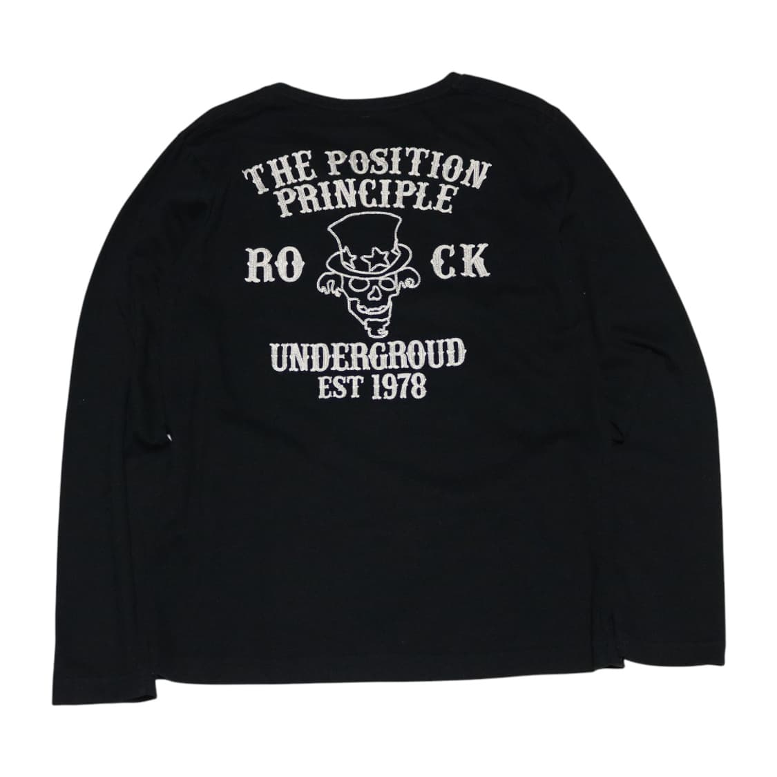 스컬 패턴 독특한 자수 디테일 롱슬리브 상품이미지1