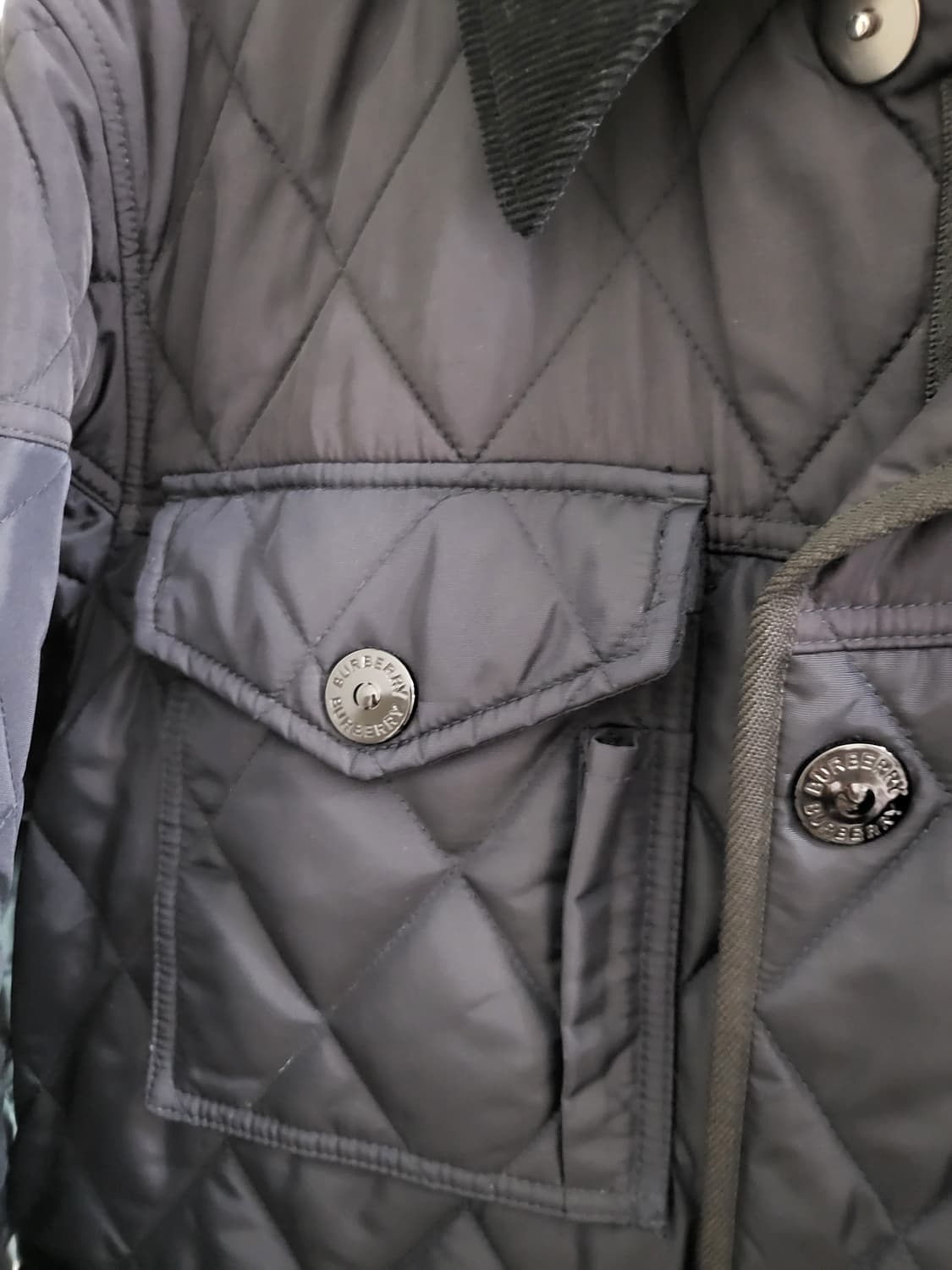 21FW 버버리 체크 퀼팅 자켓 s 상품이미지4